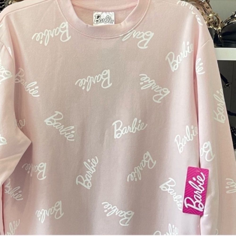 NWT Barbie Baseball button up rise and shine jersey size 
Size L/XL - Picture 10 of 11